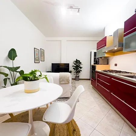 Apartment Litta's Flat In Affori - 3 Mins Walk From Mm3